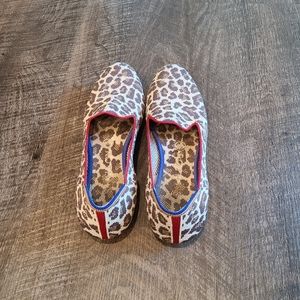 Size 7.5 Mocha Spot Rothy's Loafer
